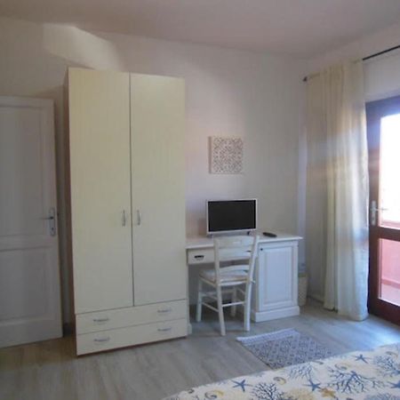 Punto Zero Rooms San Teodoro  Eksteriør bilde