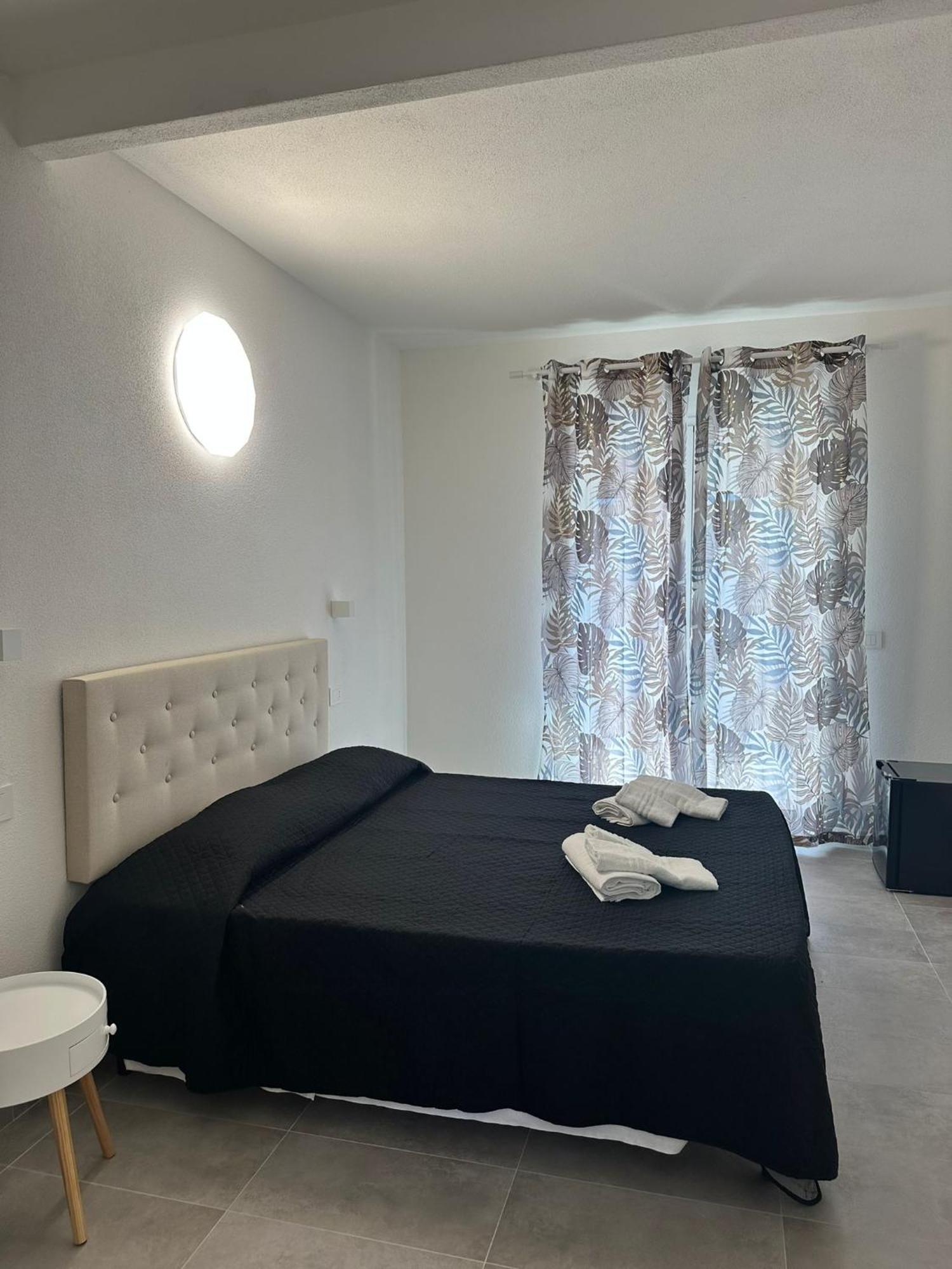 Punto Zero Rooms San Teodoro  Eksteriør bilde