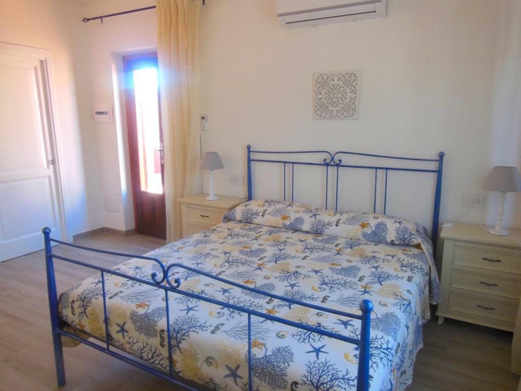 Punto Zero Rooms San Teodoro  Eksteriør bilde
